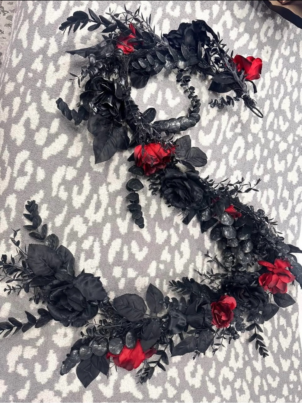 Z Gallerie Black and Red Floral garland